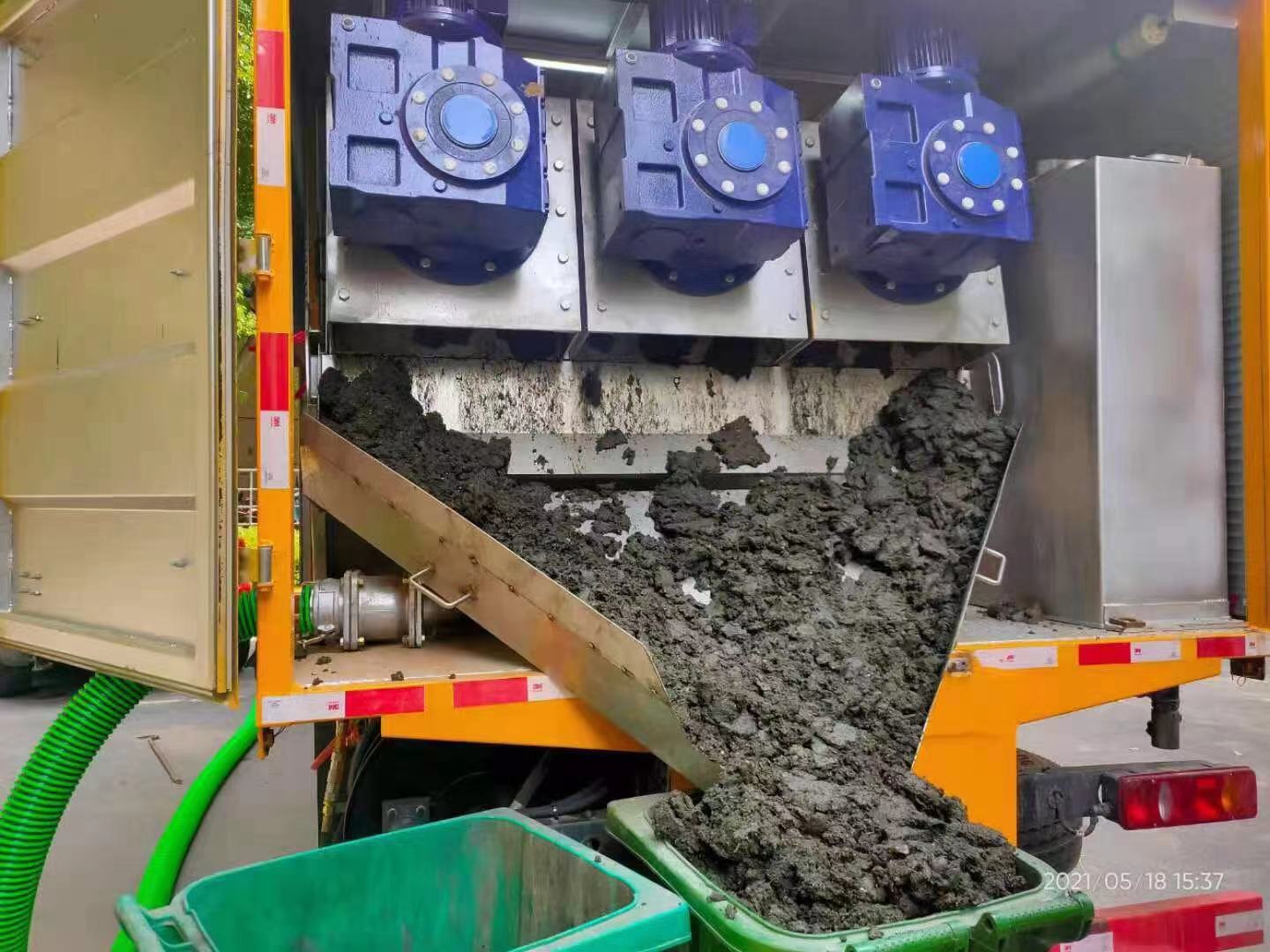 盐亭化粪池清掏城市维护站-泥浆净化干湿分离处理